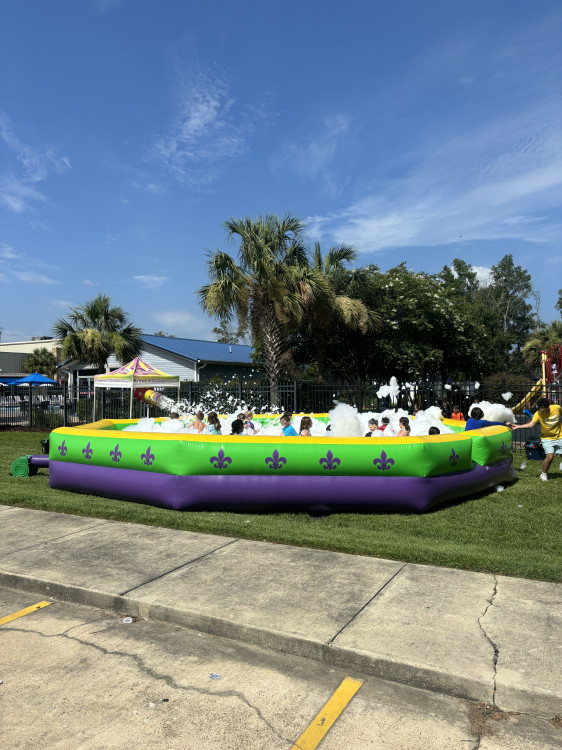 1 Hour Foam Party with Foam Pit